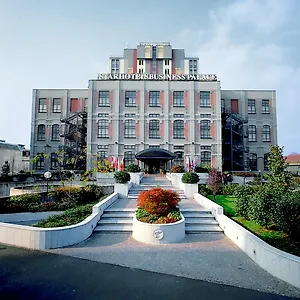 Hotel Starhotels Business Palace